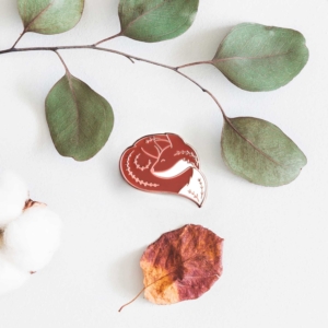 Sleepy Fox | Hard emaille pin